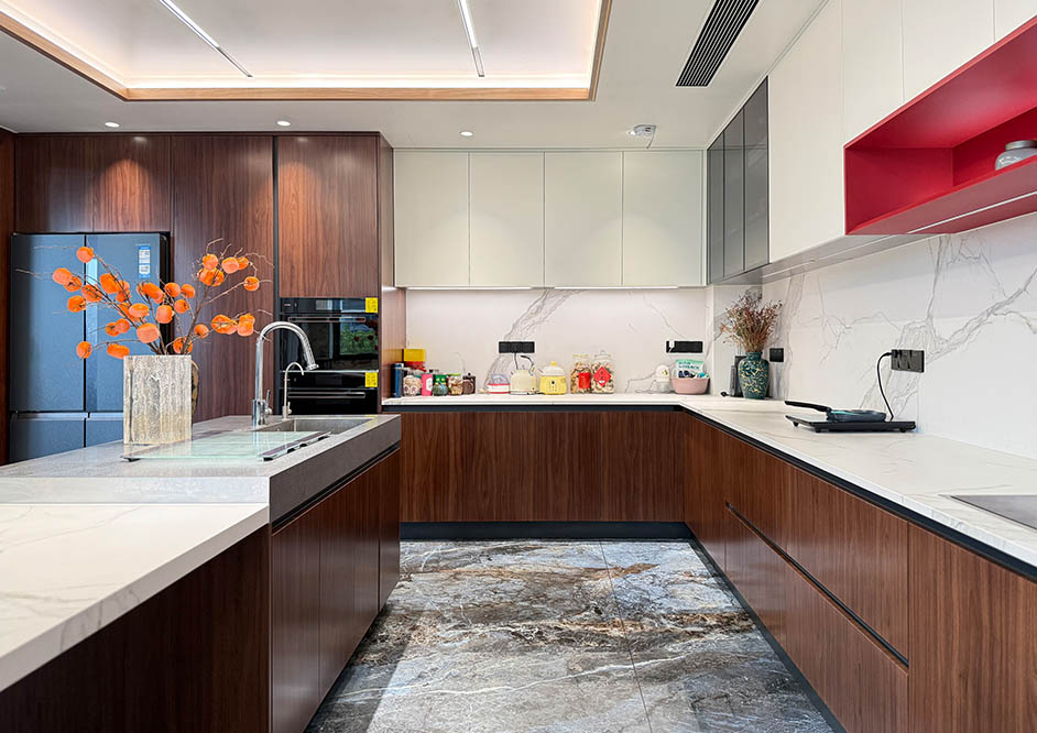 厨房装修实景 | 不锈钢木纹混搭的高级美