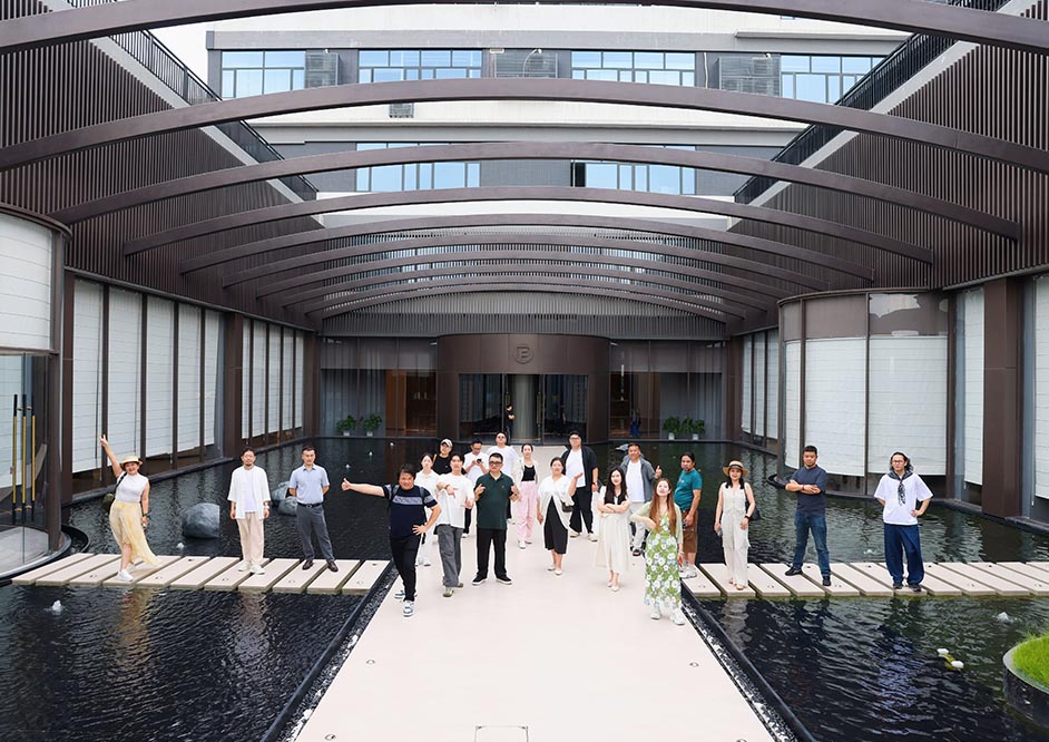 钢艺快讯| 7月广州建博会·豪利777钢艺术中心动态（上）